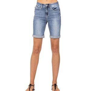 Judy Blue Light Blue denim Bermuda mid thigh Jean Shorts 15226LT small